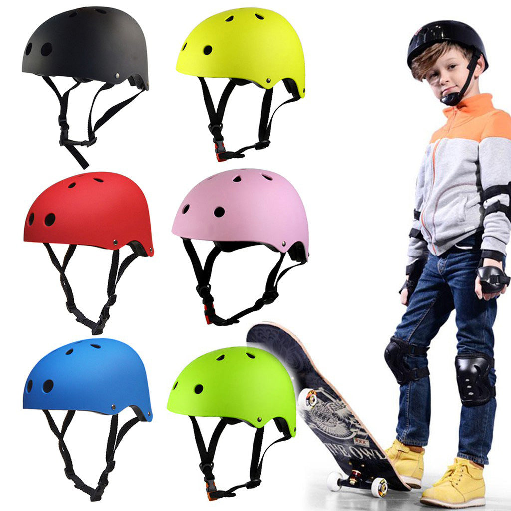 Helmet set for children’s cycling, skateboarding, and roller skating; includes knee pads and adjustable protective gear—suitable for children aged 3–14.
